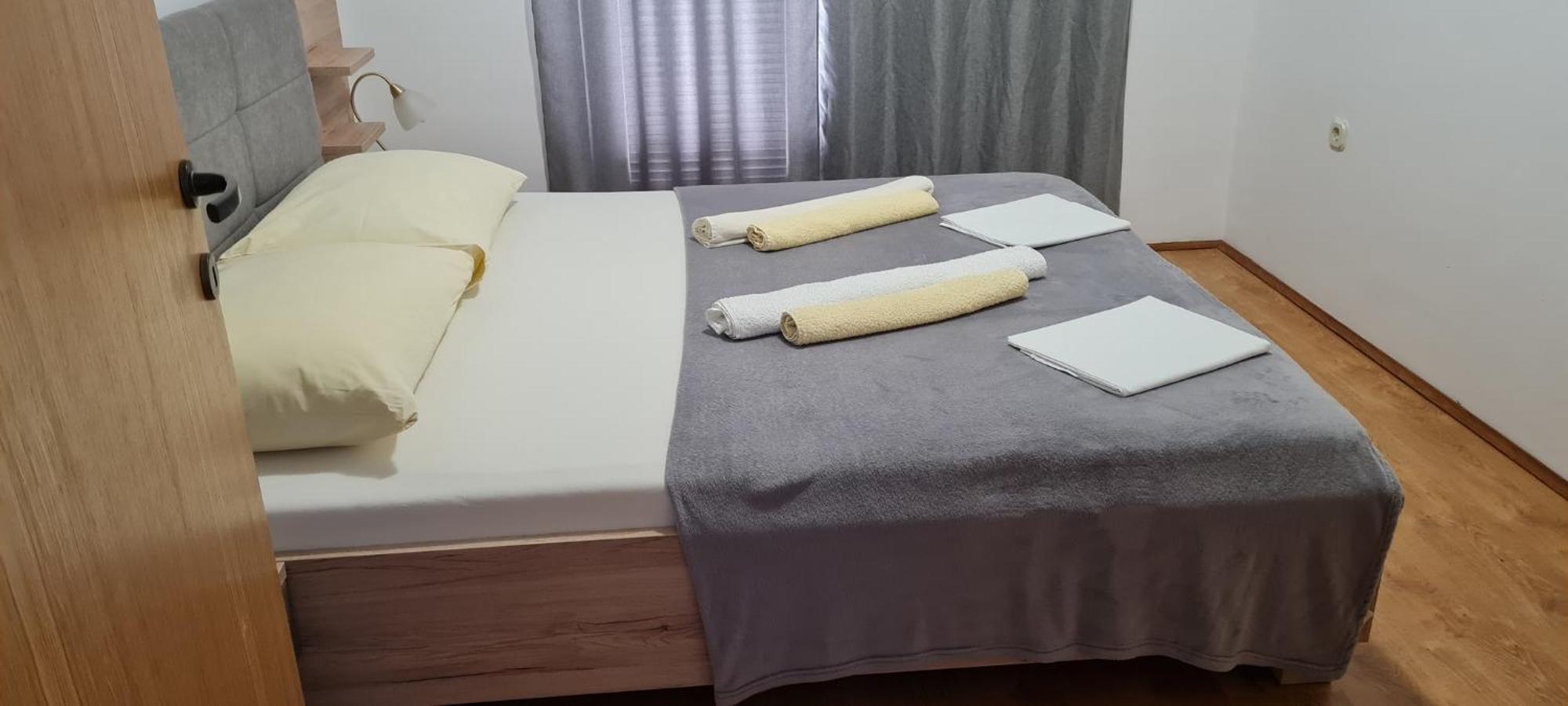 נובליה Apartments Dinko מראה חיצוני תמונה
