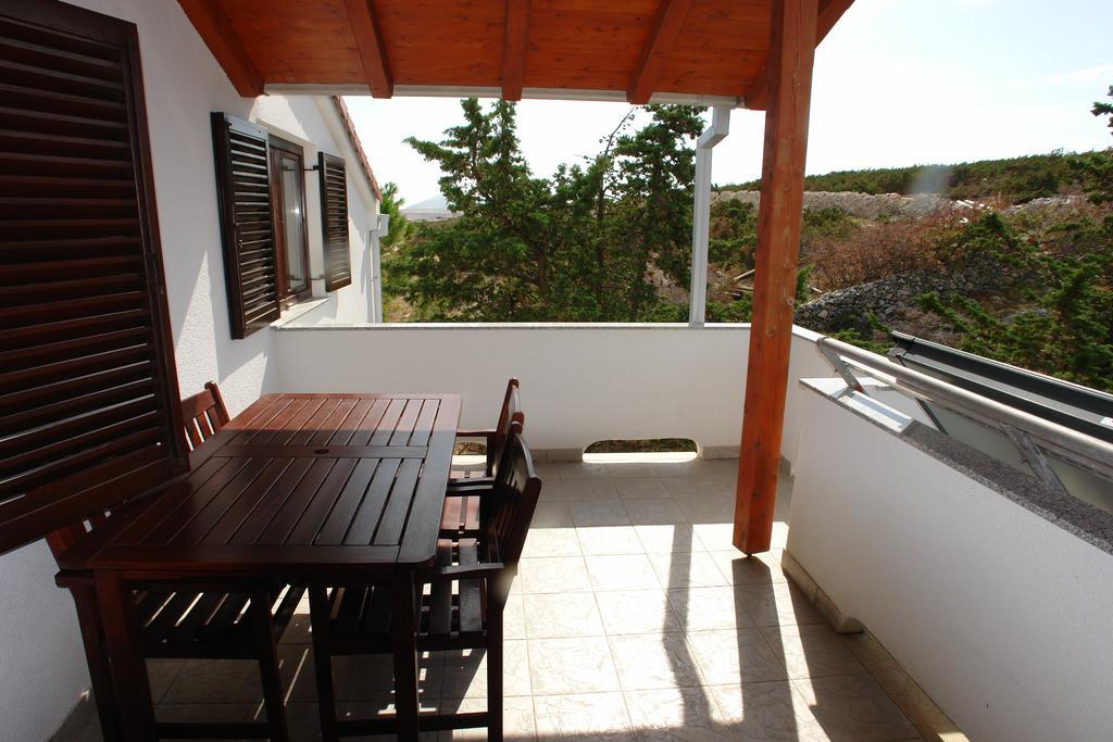 נובליה Apartments Dinko מראה חיצוני תמונה