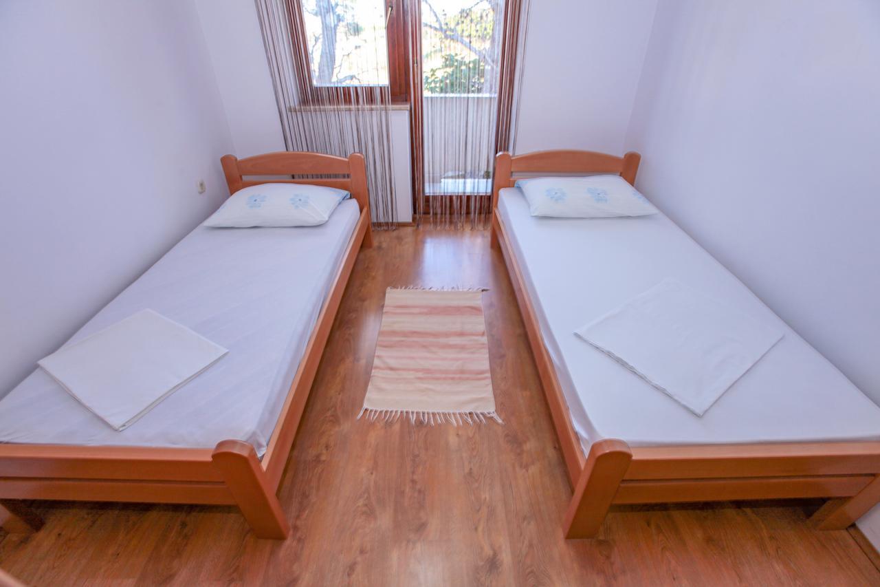 נובליה Apartments Dinko מראה חיצוני תמונה